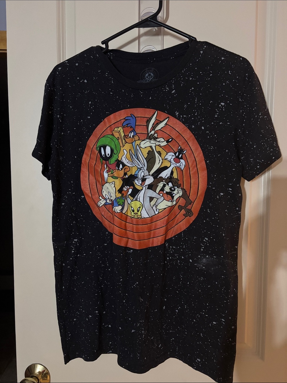 Black Looney Tunes Graphic Short Sleeve Tee - Classic Cartoon Crewneck